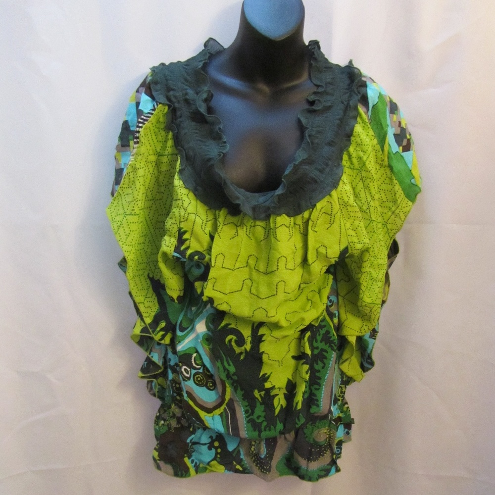 Dept Angel Winged Sleeve Ruffled Printed Top